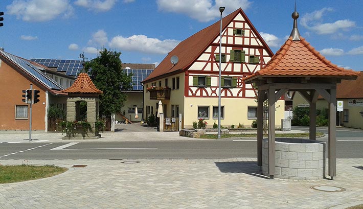 Tuerkenbrunnen Dorferneuerung Dottenheim